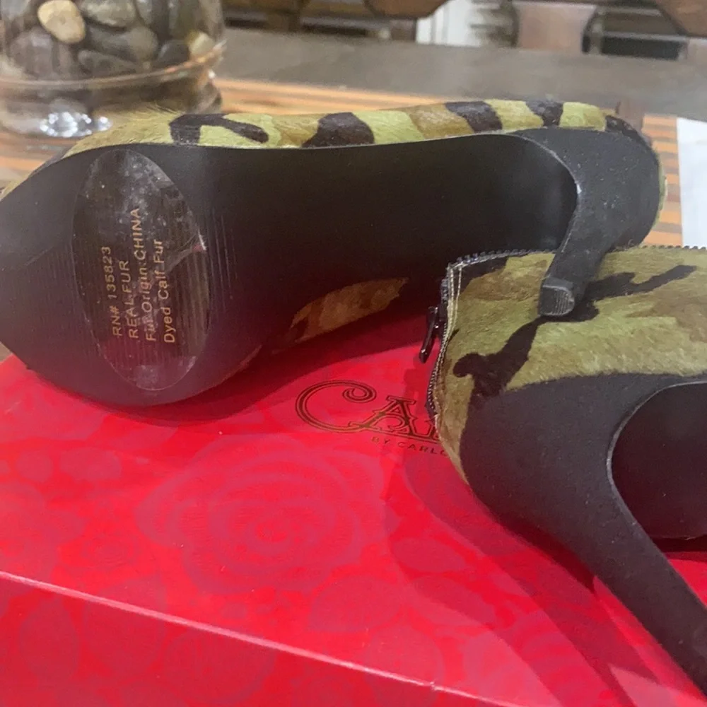 Carlos Santana Camo Heels - Picture 4 of 5